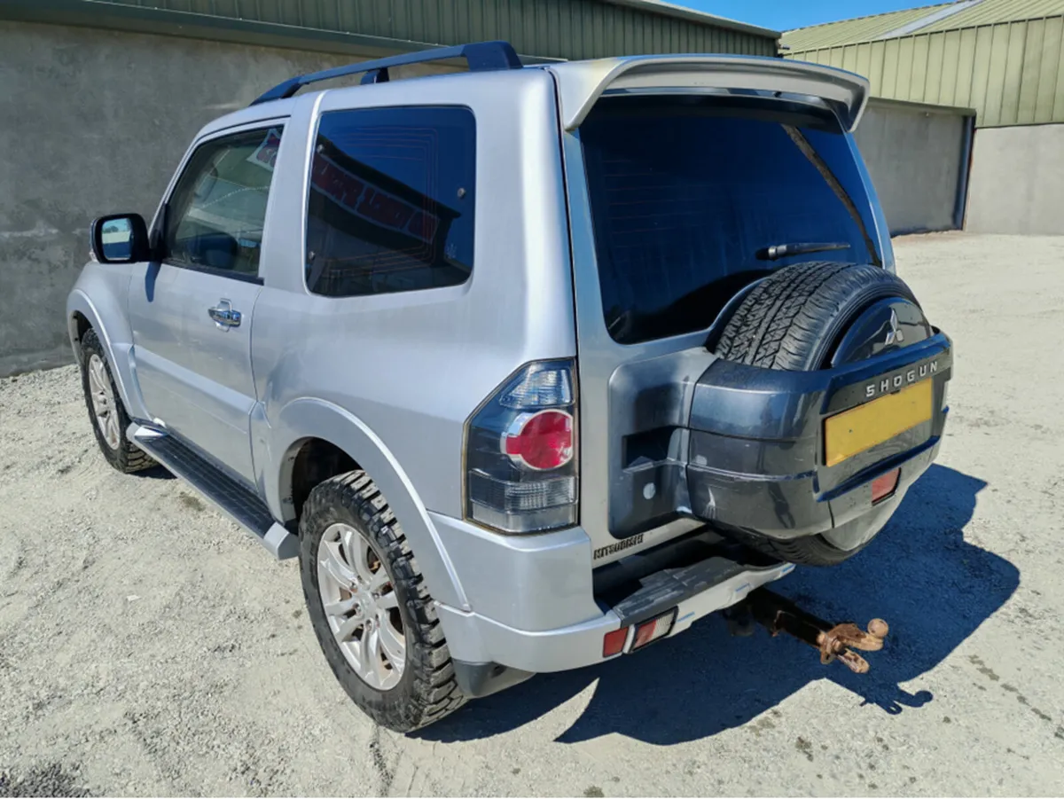 Mitsubishi Shogun 4WORK WARRIOR DI-D - Image 2