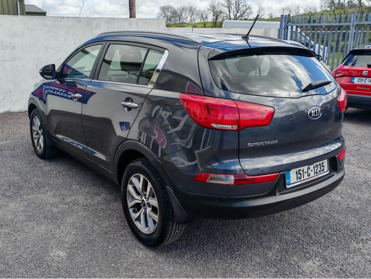 Kia Sportage 1.7 EXL 4DR - Image 2