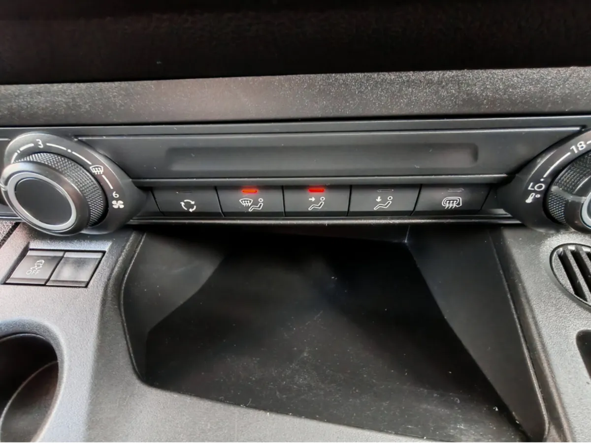 Citroen Berlingo LX 1.5 BLUEHDI 75 S&S 650KG M - Image 3