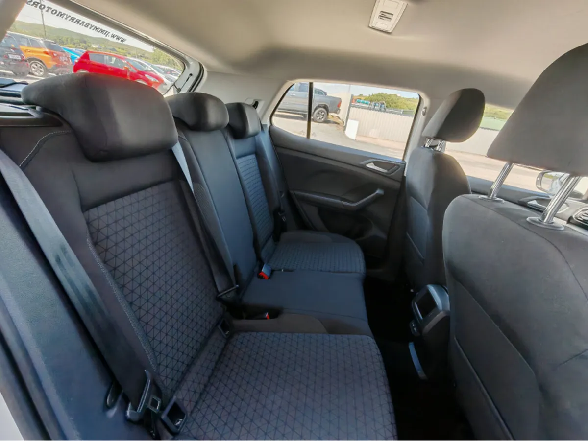 Volkswagen T-Cross LIFE 1.0 TSI D7F 110HP 5DR AUTO - Image 2