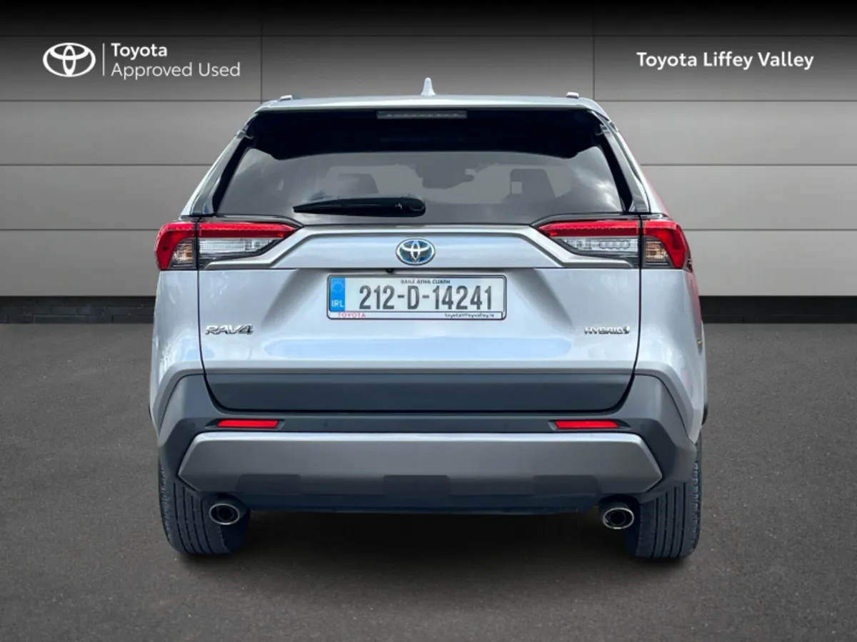 Toyota RAV4 RAV4 HYBRID SOL AWD - Image 4
