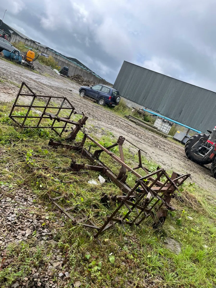 Harrows - Image 1