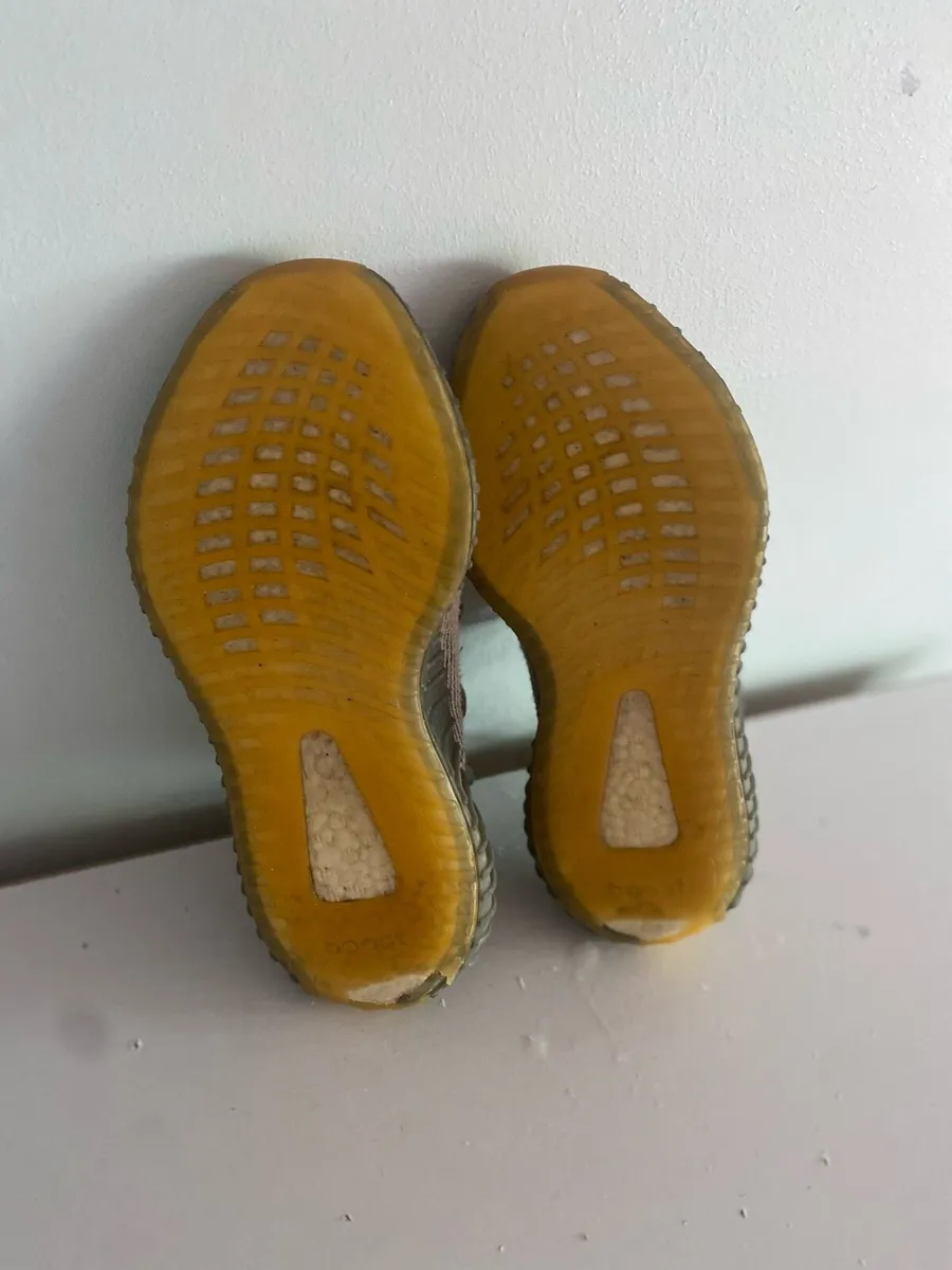 Shoes - Image 4
