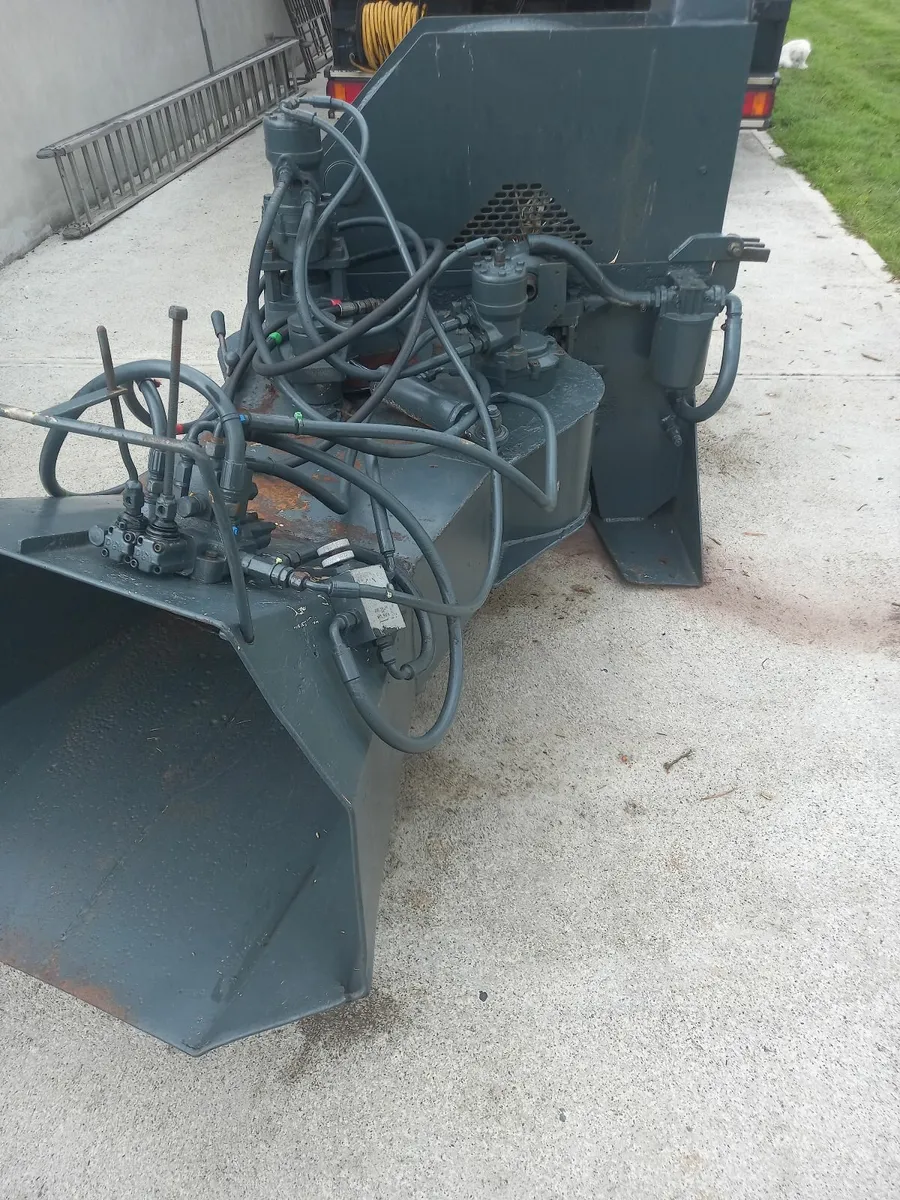 WOODCHIPPER - Image 1