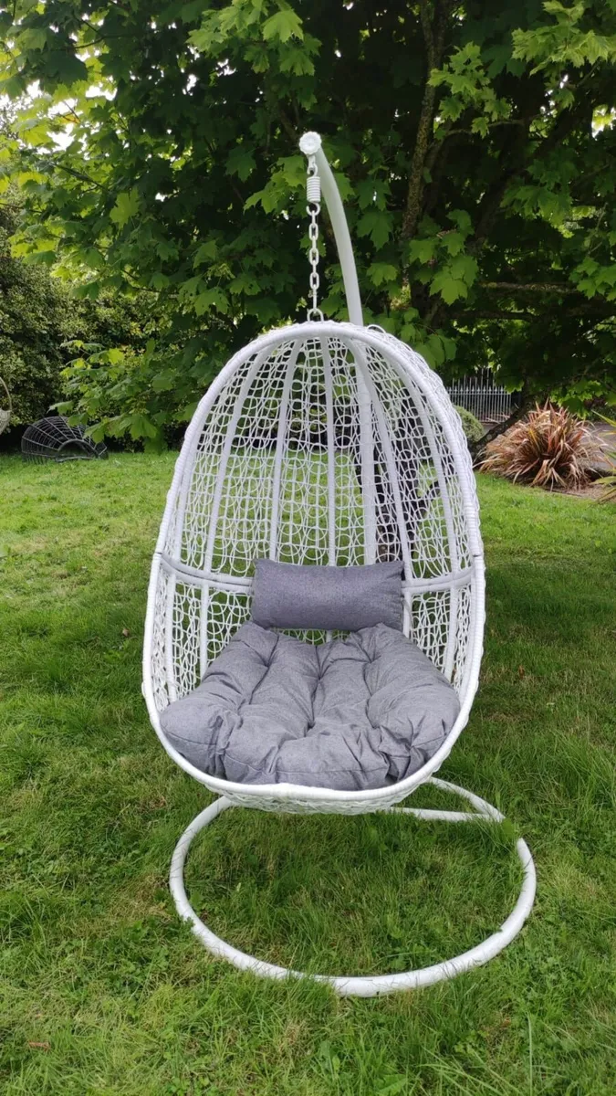Hanging Egg Chair Rattan Style Cushion & Metal - Image 3