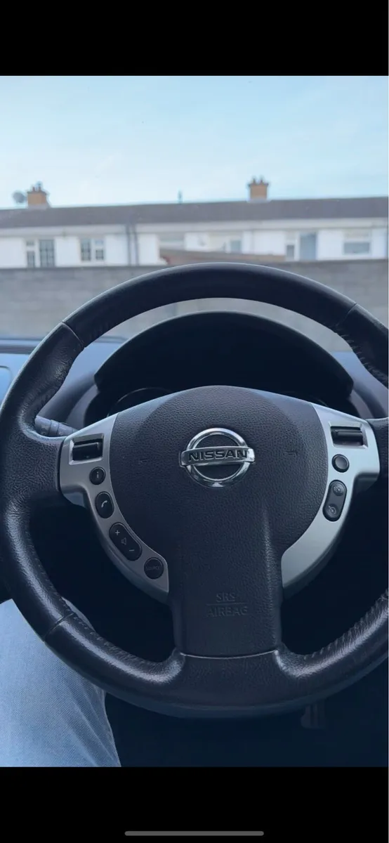 Car - Image 1