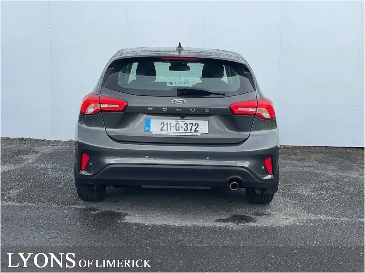 Ford Focus 1.0 Ecoboost 125PS Titanium Auto - Image 4