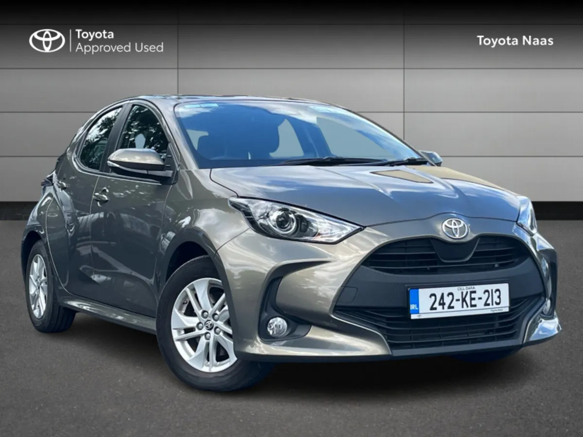 Toyota Yaris Yaris Hybrid 115 Luna - Image 1