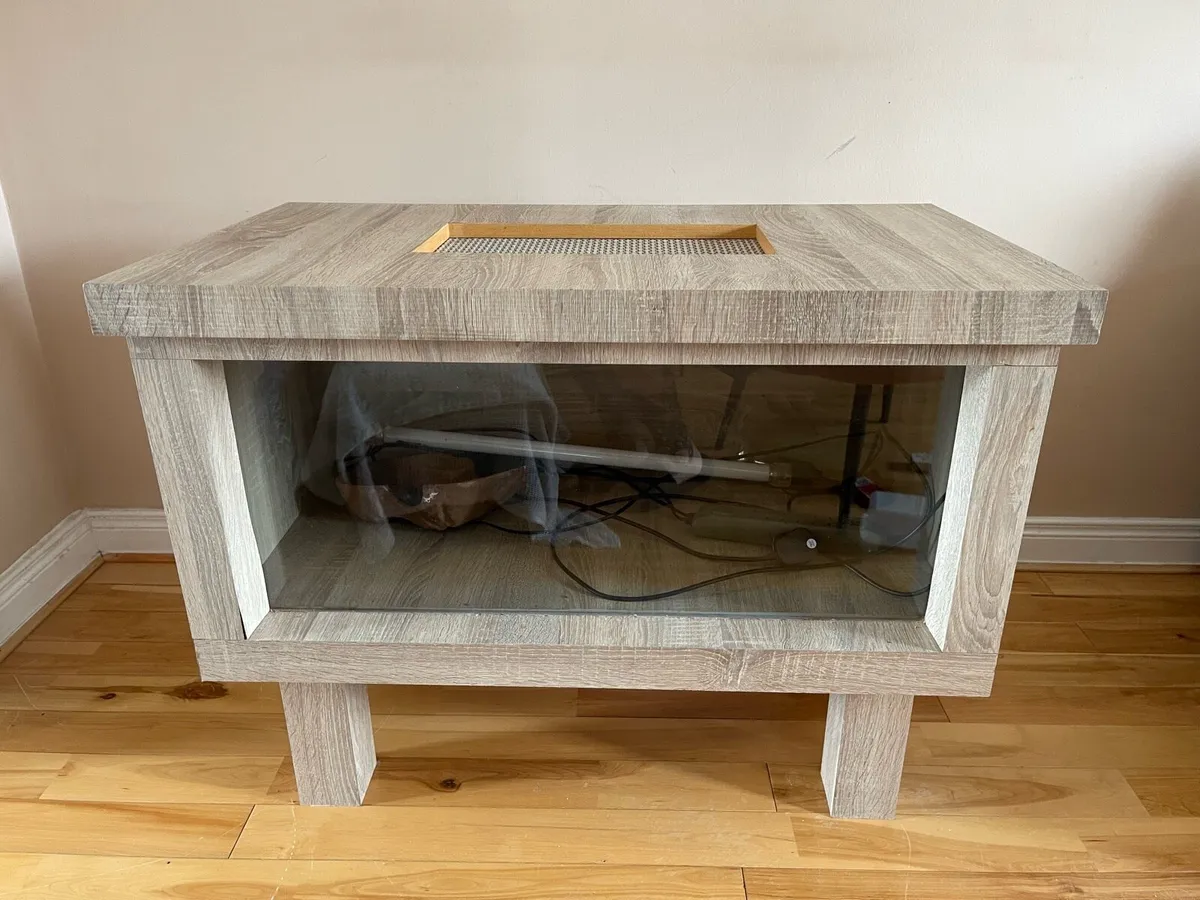 Custom Reptile Tank - Image 1