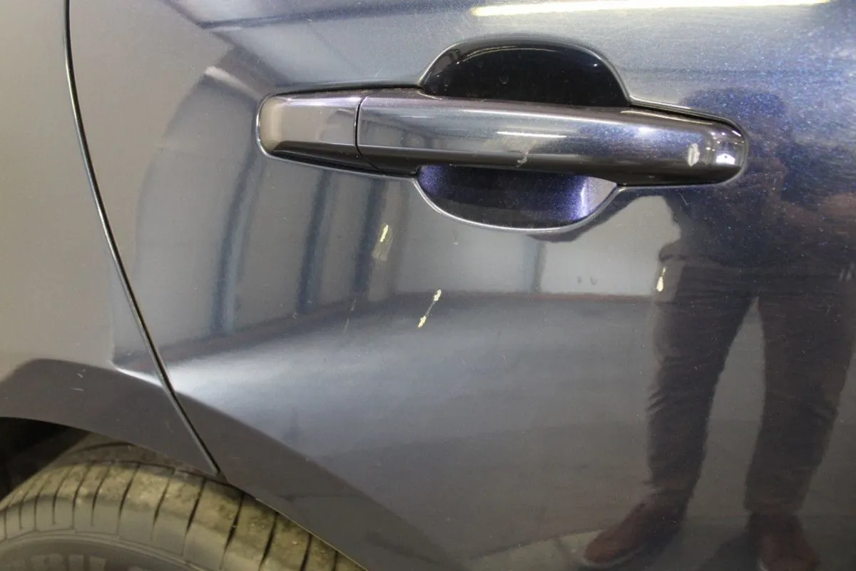 Jaguar F- PACE RWD 2.0 D 180PS Prestige Auto - Image 4