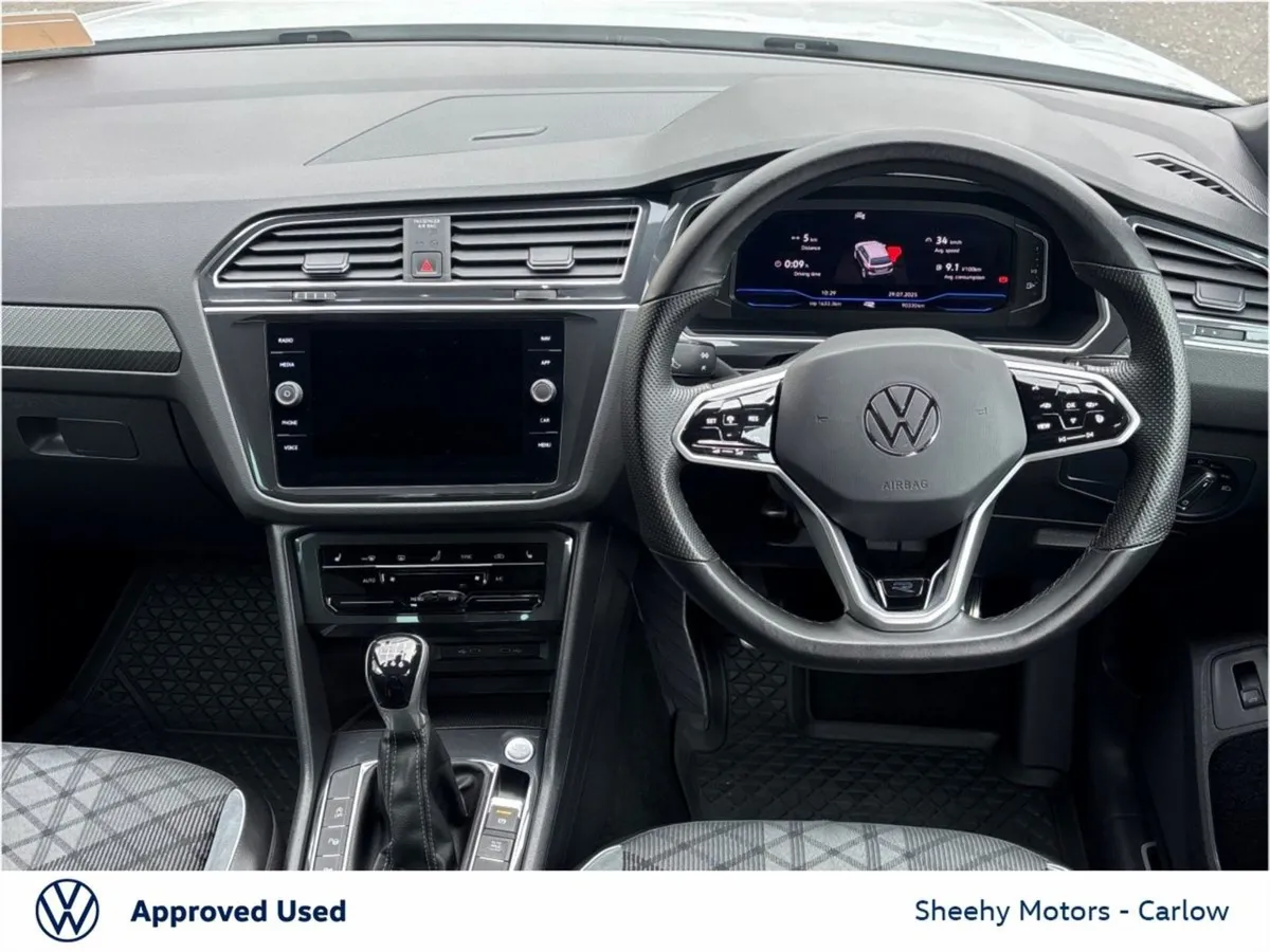 Volkswagen Tiguan 2.0tdi Rline 5DR - Image 2