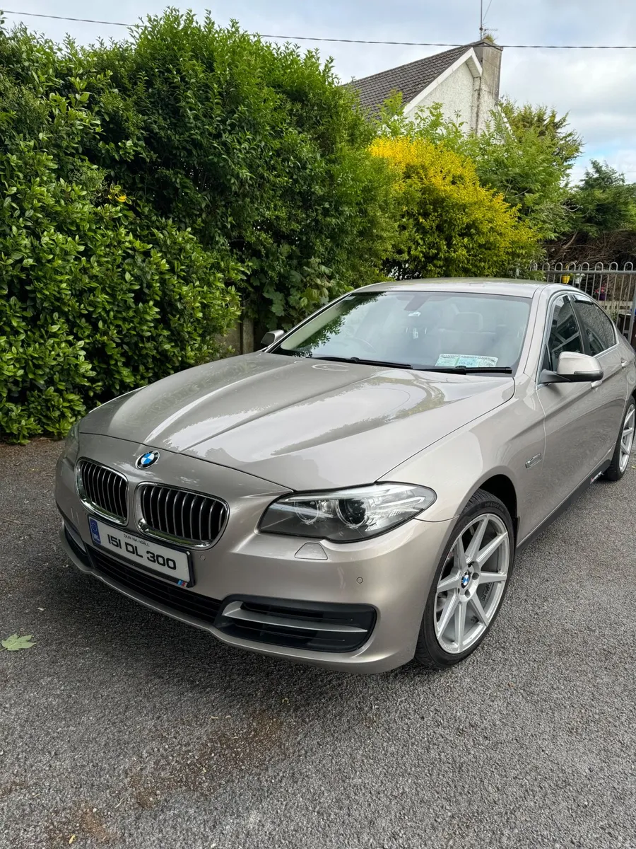 BMW 5-Series 2015 - Image 1