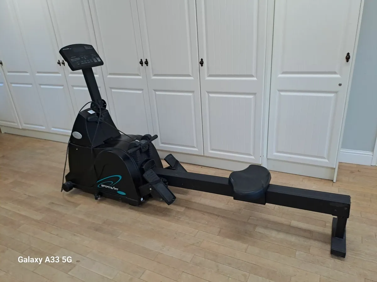 Gym equipment - Image 1