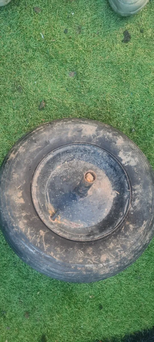 Selection of Wheel Barrow Wheels 10 euro each - Image 3