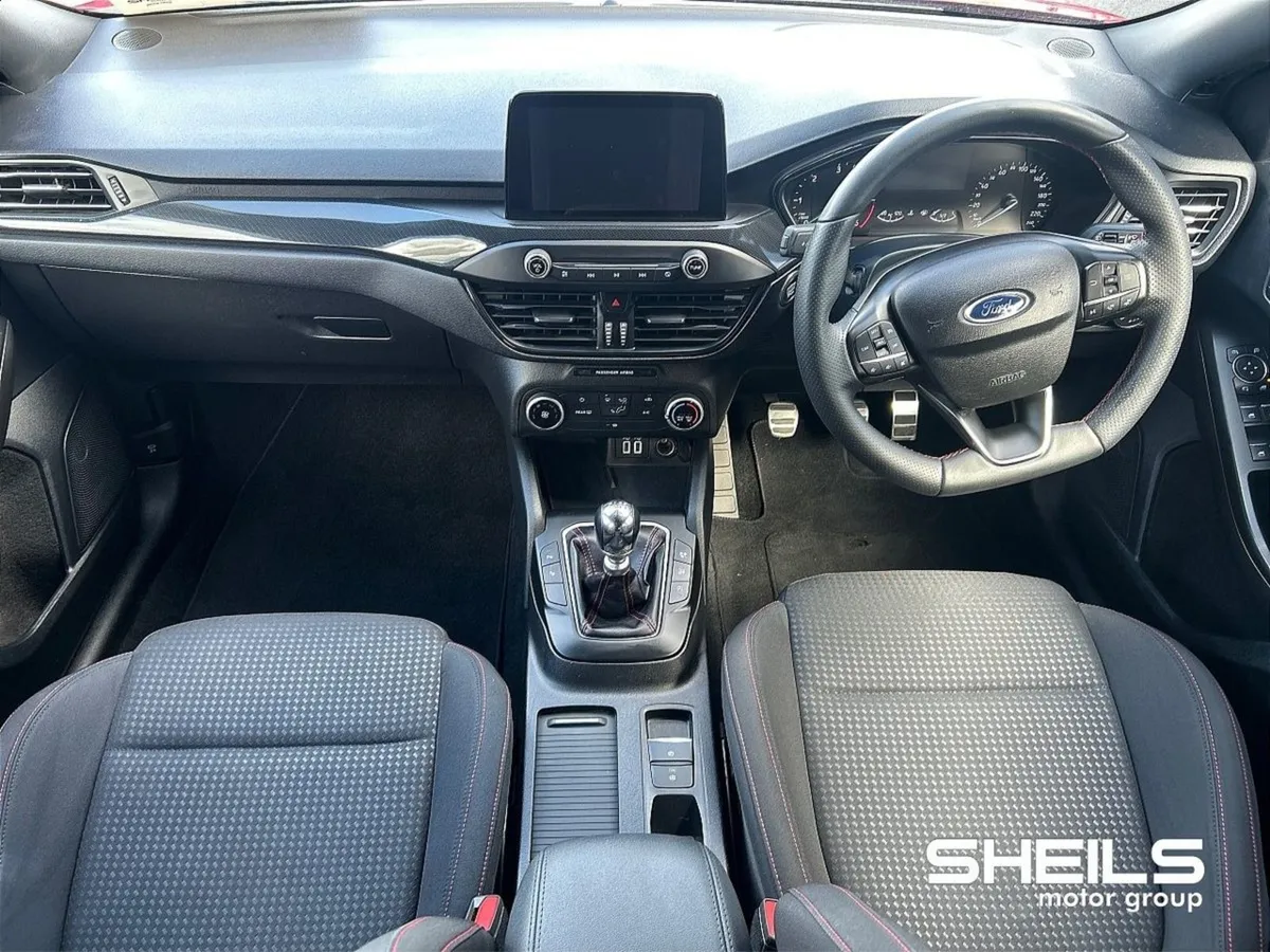 Ford Focus 1.5l Ecoblue 120PS St-line - Image 3