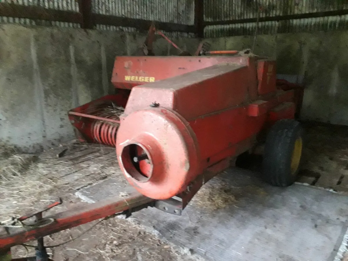 Welger Ap 52 Small Square Baler - Image 3