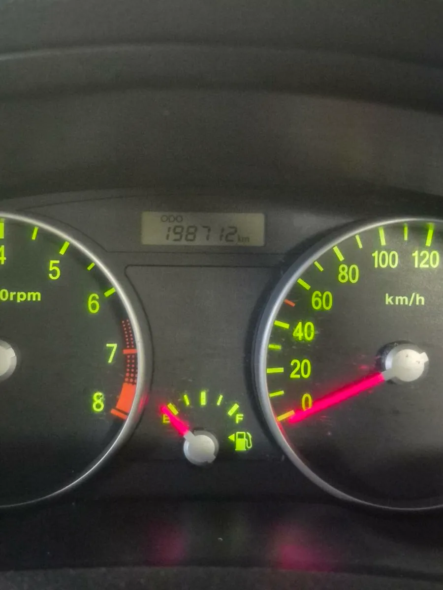 Hyundai accent - Image 1