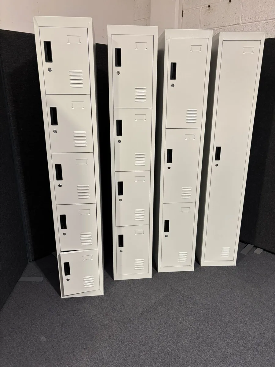 NEW Grey metal 1/3/4/5 door personal lockers