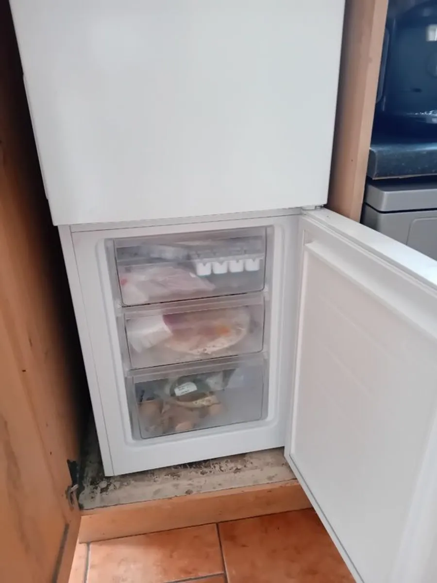 Fridge - Image 3
