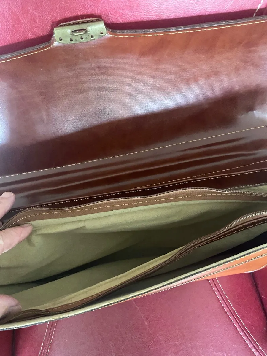 Vintage Leather Briefcase/ Laptop Bag - Image 4