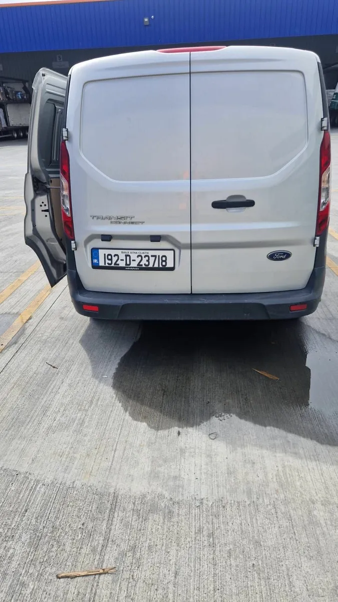 Ford Transit Connect SWB 2019 - Image 4