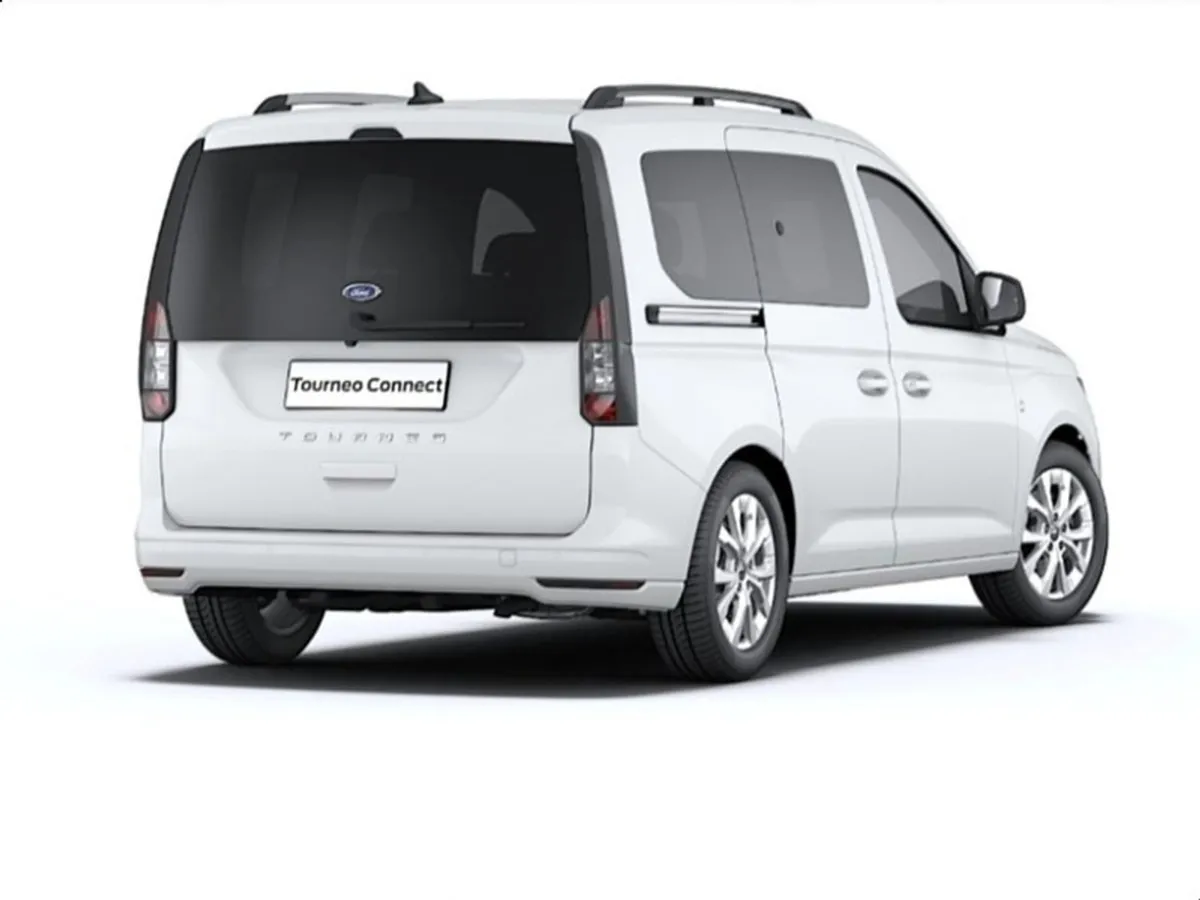 Ford TOURNEO CONNECT Titanium 1.5l Ecoboost 115PS - Image 4