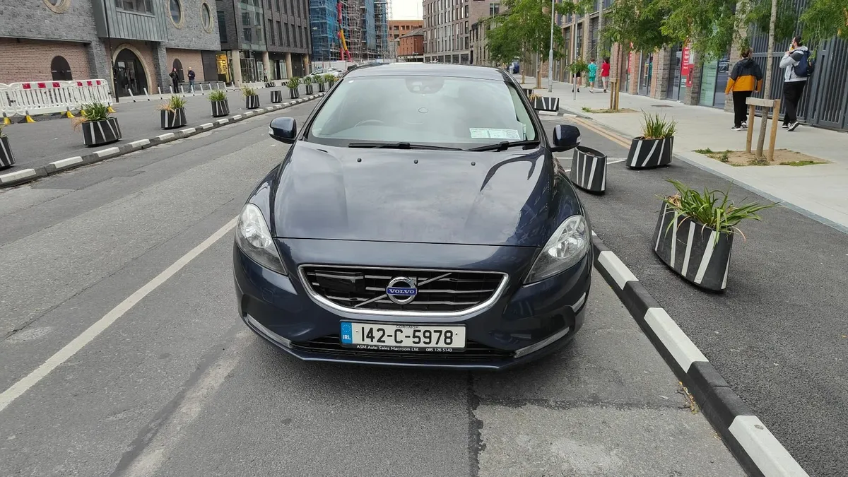 Volvo V40 2014 - Image 3