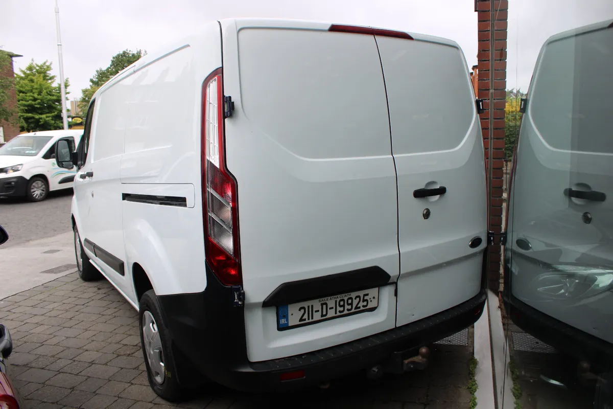 Ford Transit CUSTOM 2.0 2021 *€14,250* - Image 4