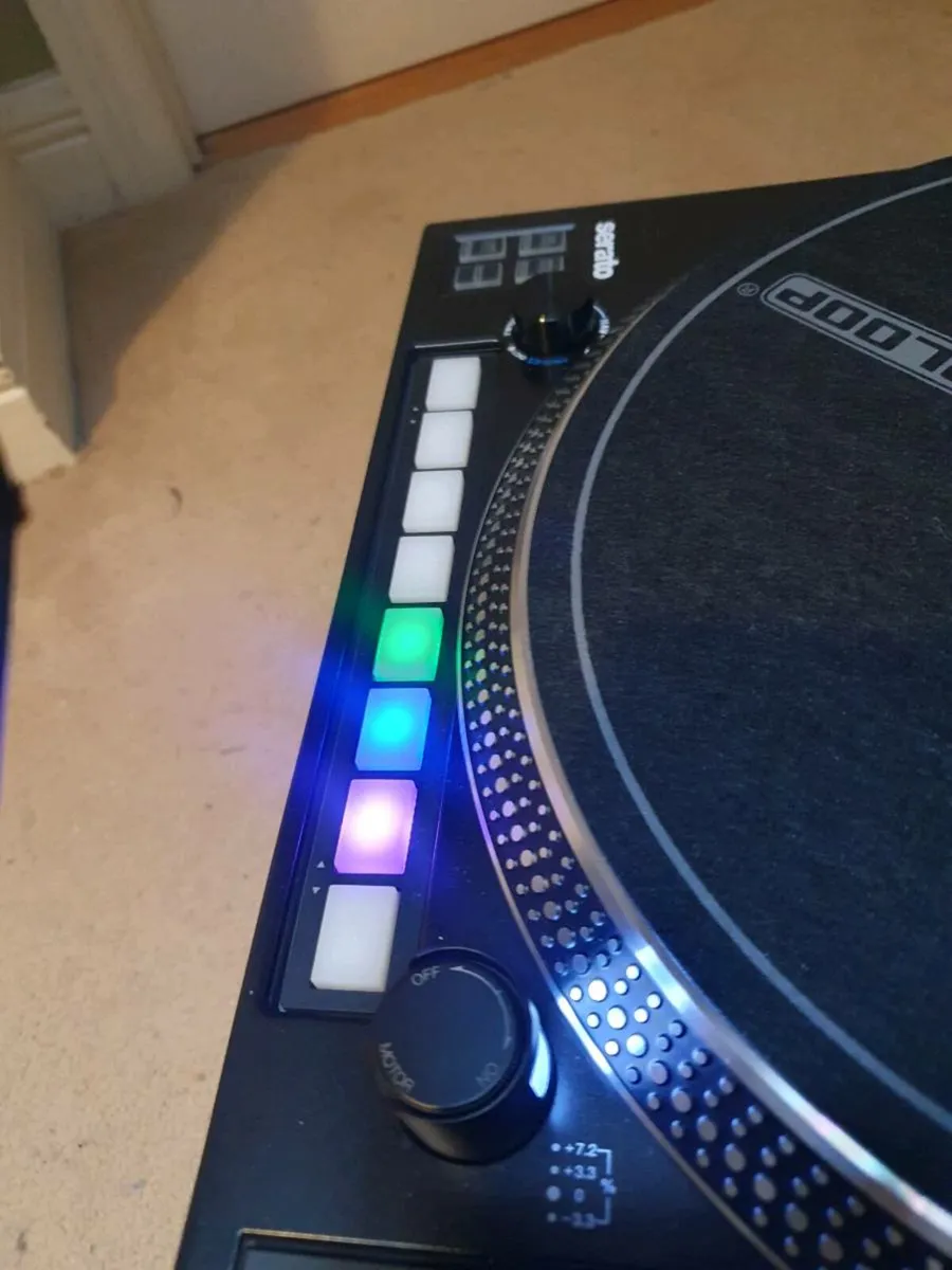 Reloop RP8000 serato turntables - Image 2