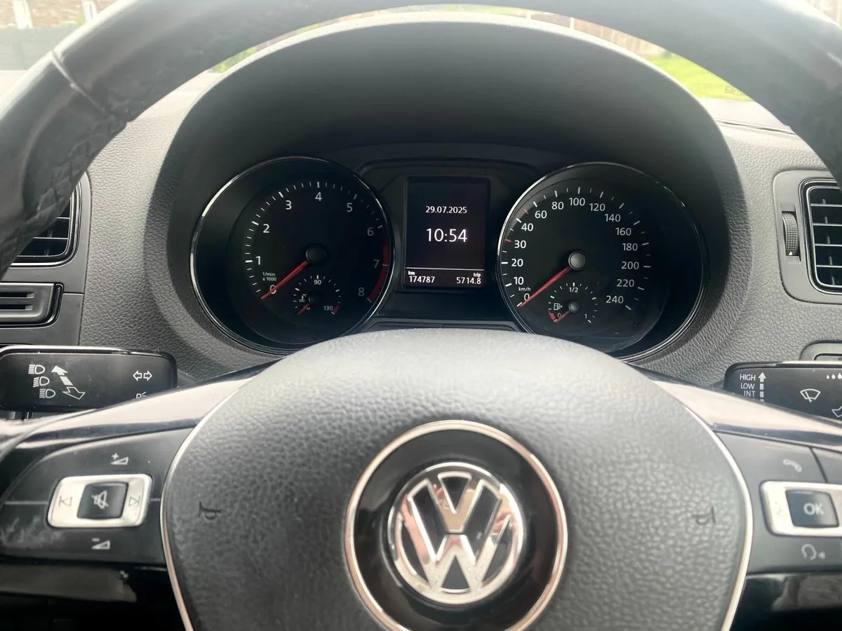 Volkswagen Polo 2016 - Image 3