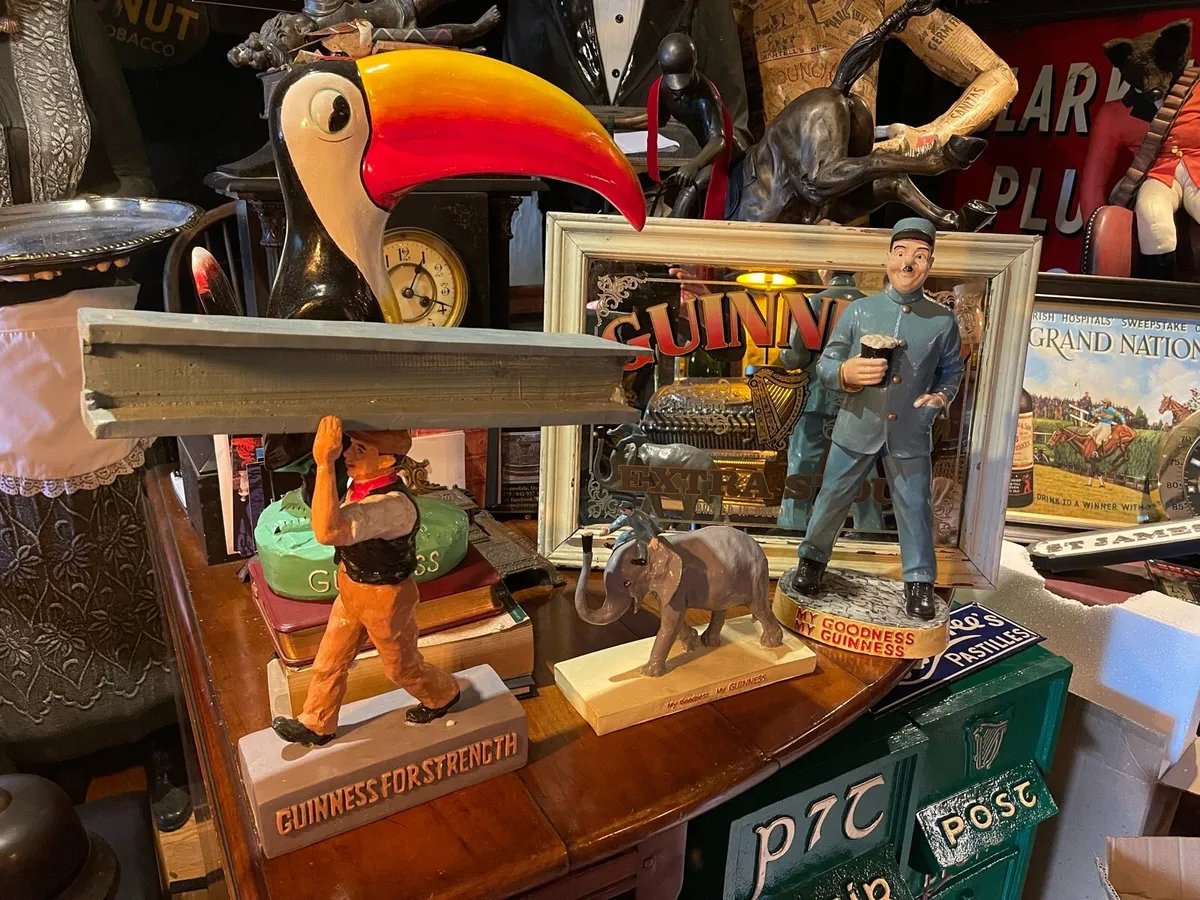 Irish pub memorabilia - Image 1