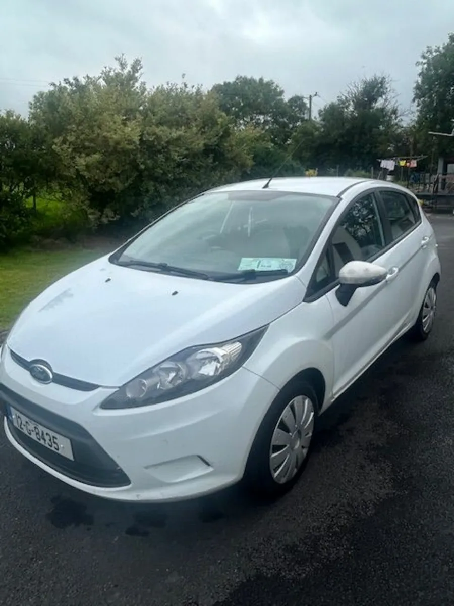 Ford Fiesta 2012 - Image 2
