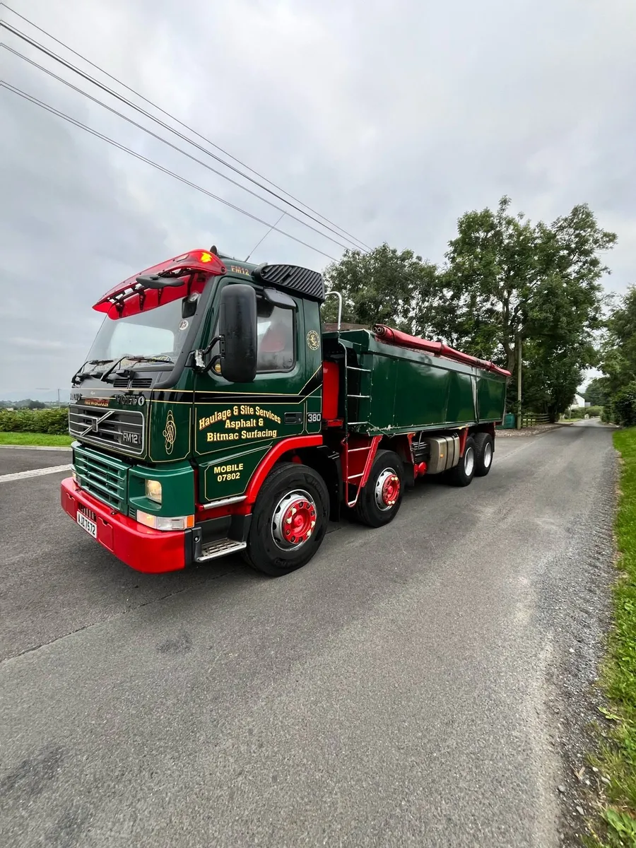 Volvo FM tippers - Image 3