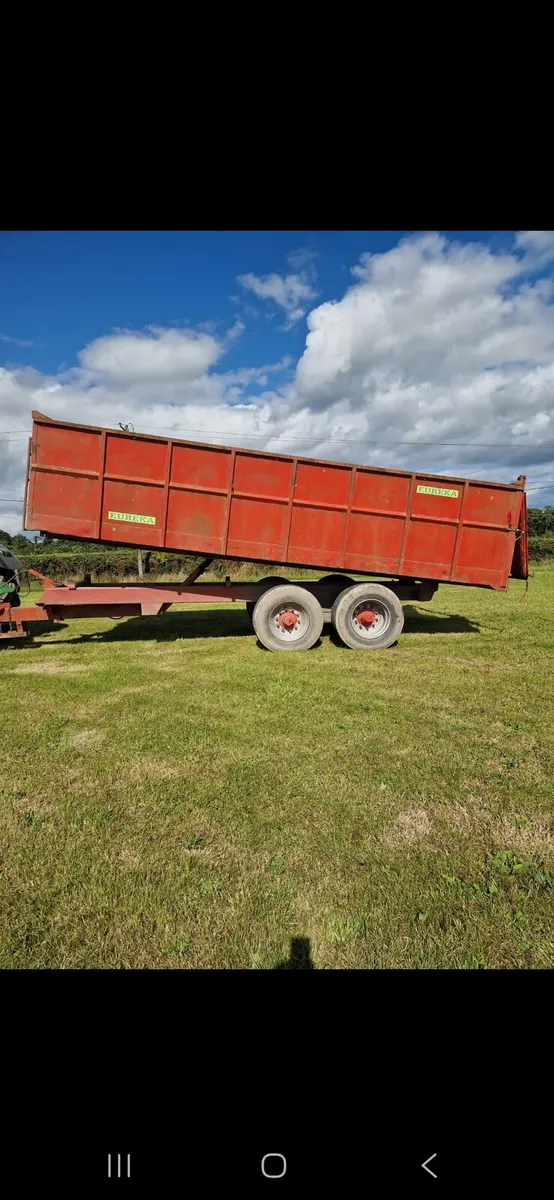 Trailer - Image 1