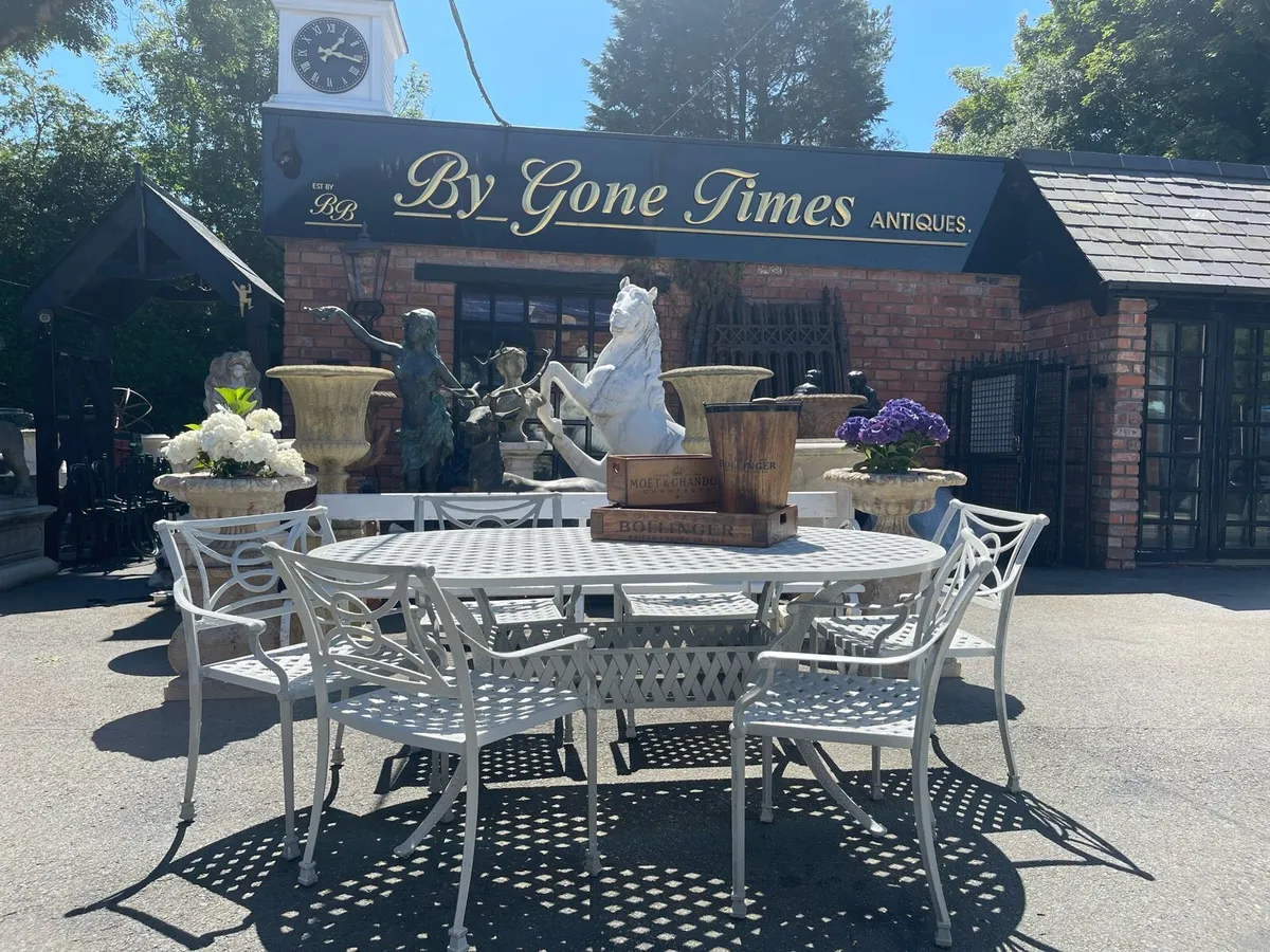 Metal garden table chairs - Image 2