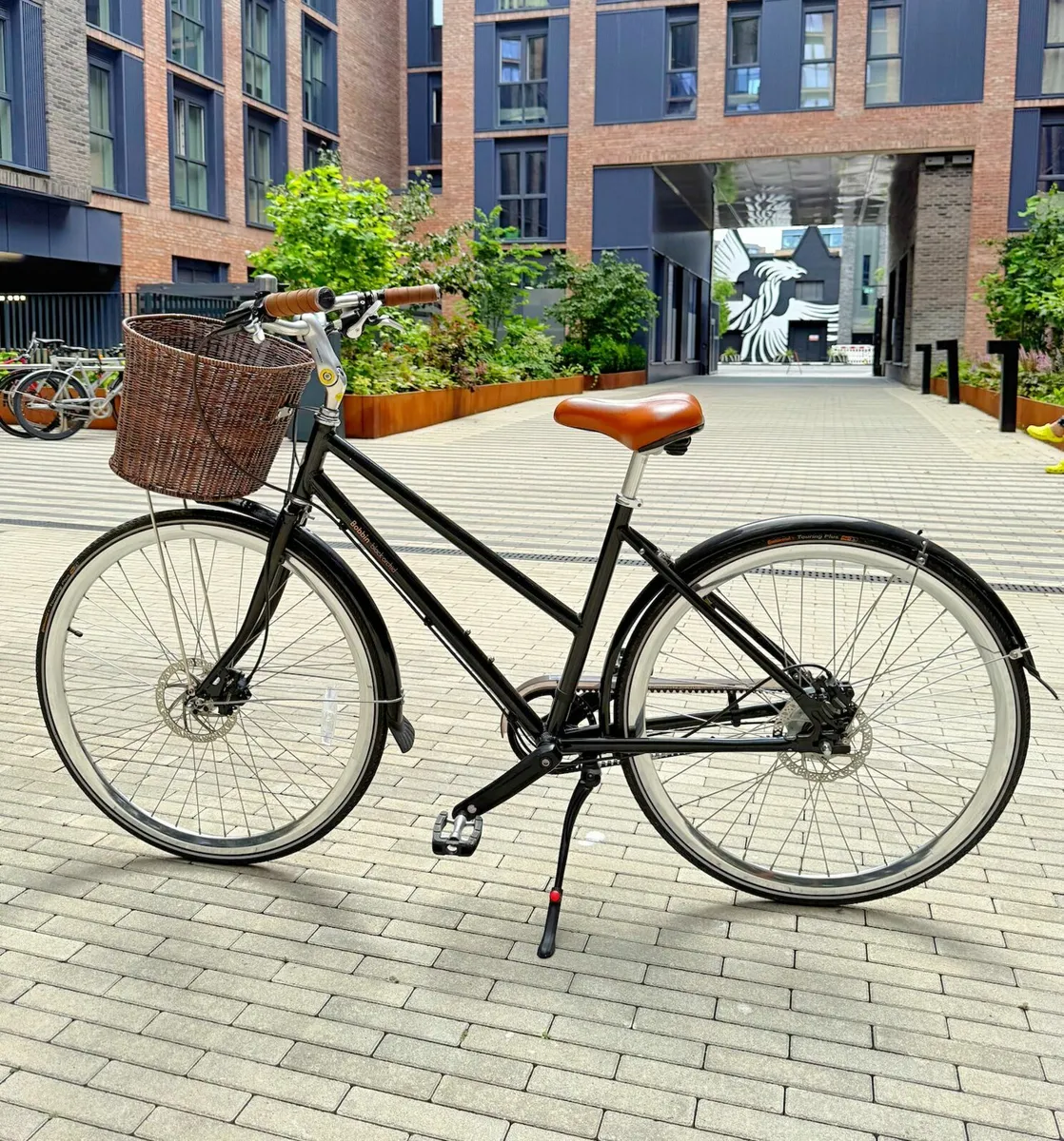 Womens Hybrid Bike