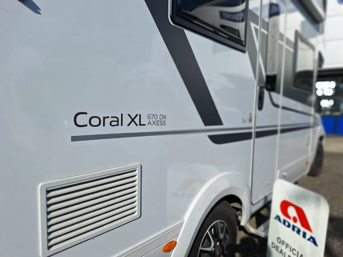 NEW ADRIA CORAL 670DK - 7 BERTH/7 BELTS - Image 3