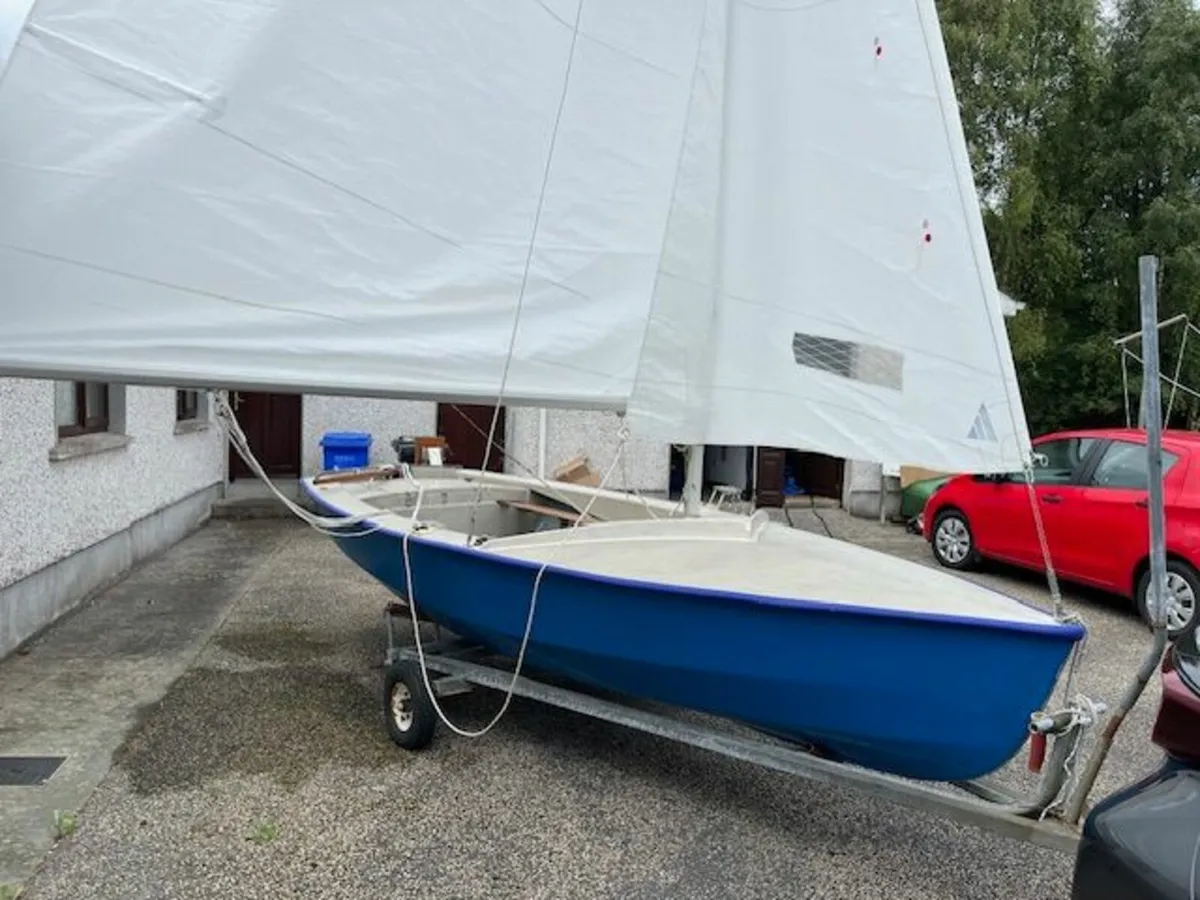 Wayfarer sail boat - Image 3