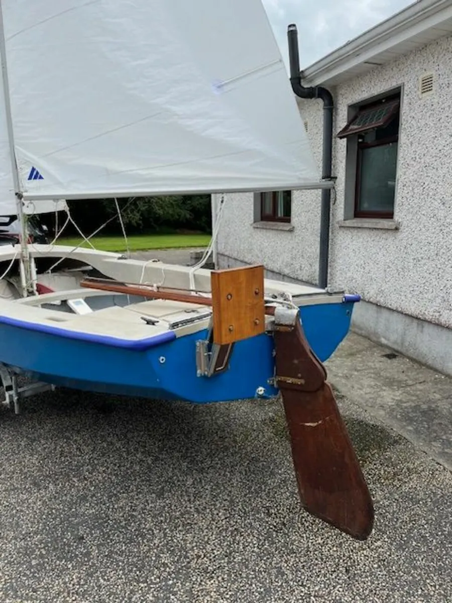 Wayfarer sail boat - Image 4