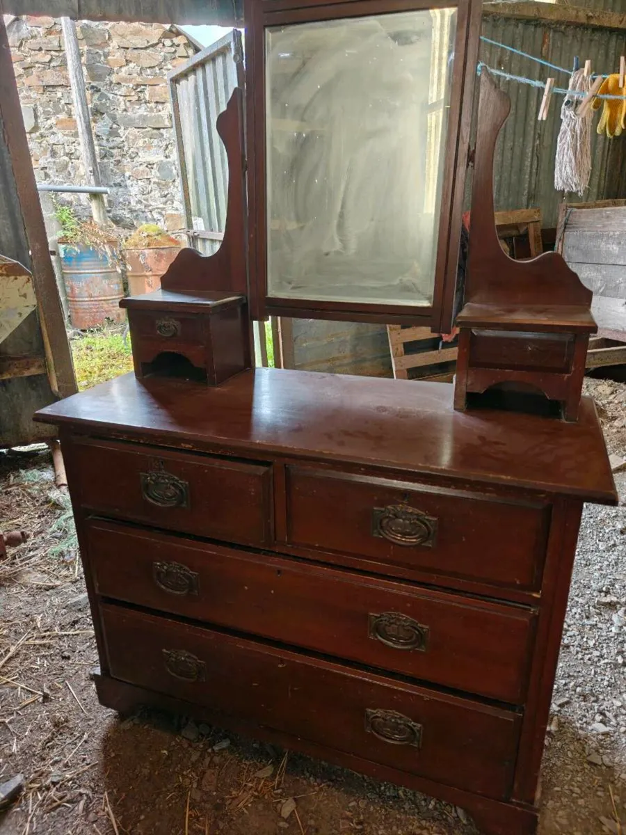 Vintage dressing table - Image 1