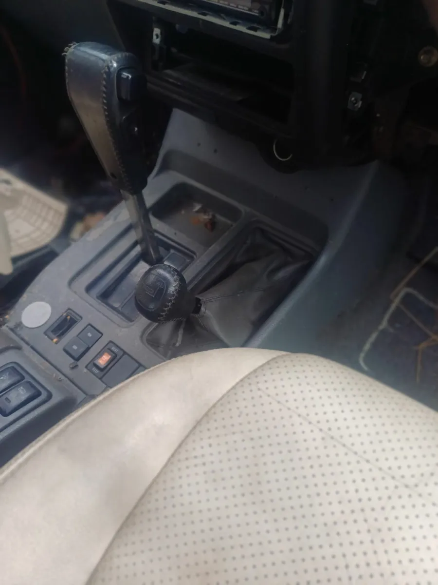 Isuzu Other 1995 - Image 4