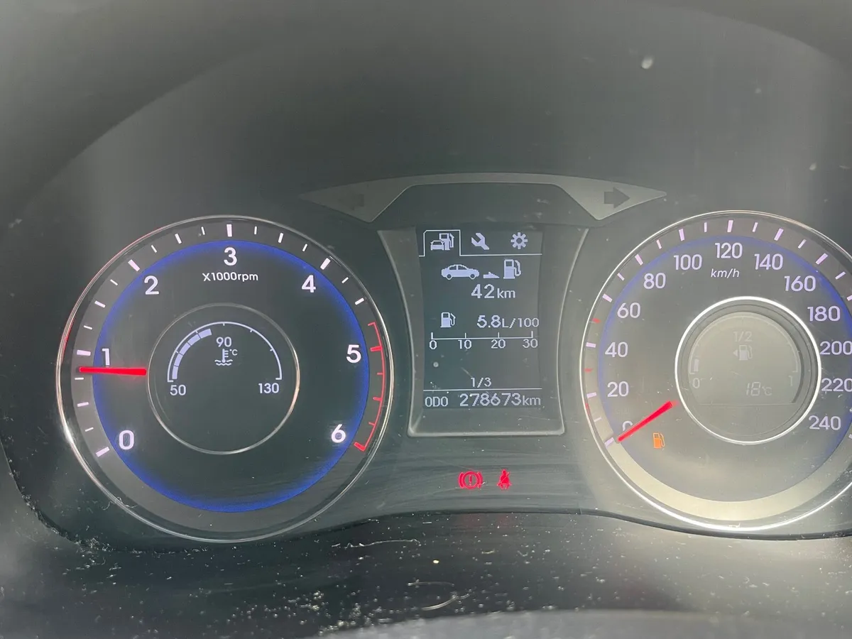 Hyundai i40 2017 - Image 2