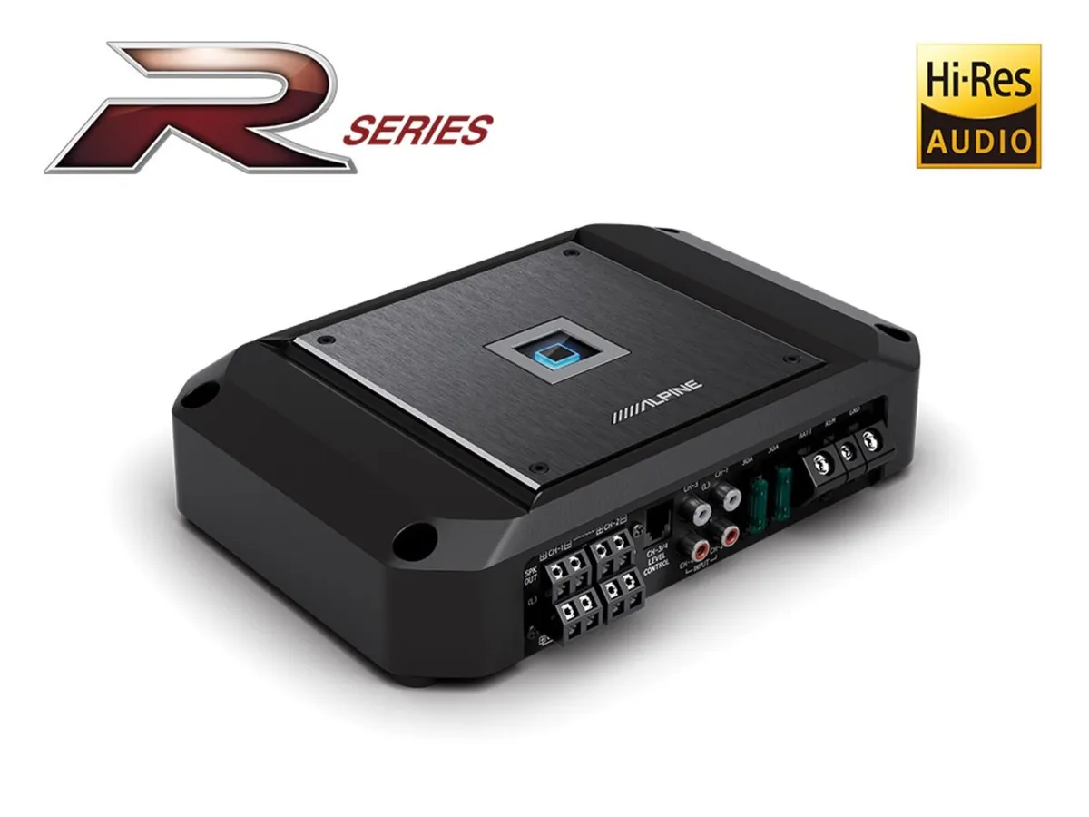 Car audio amplifier ALPINE