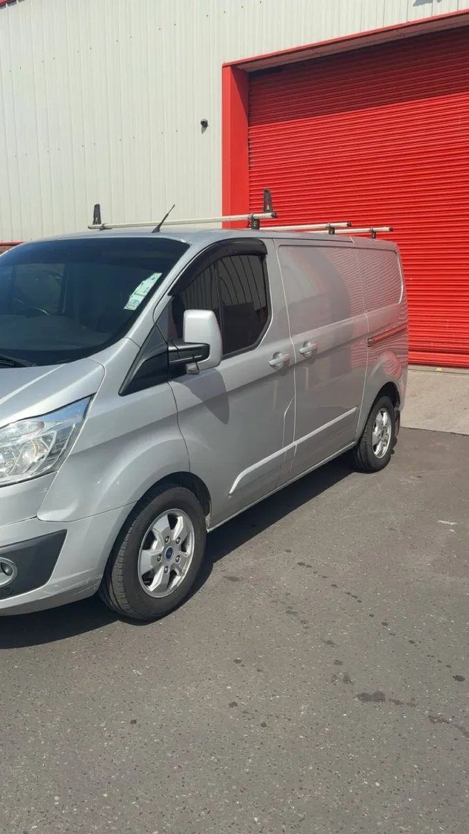 Van - Image 2