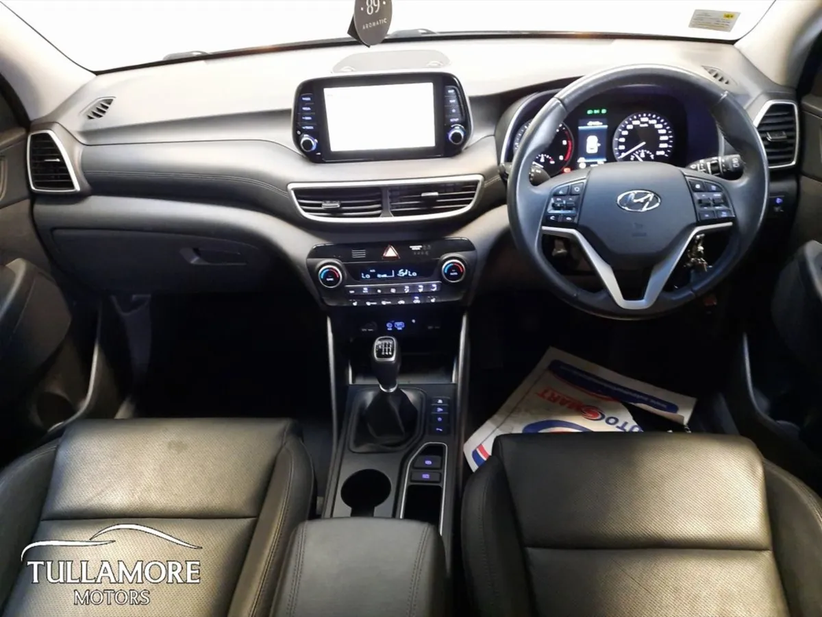 Hyundai Tucson 2WD Executive Plus - Image 2