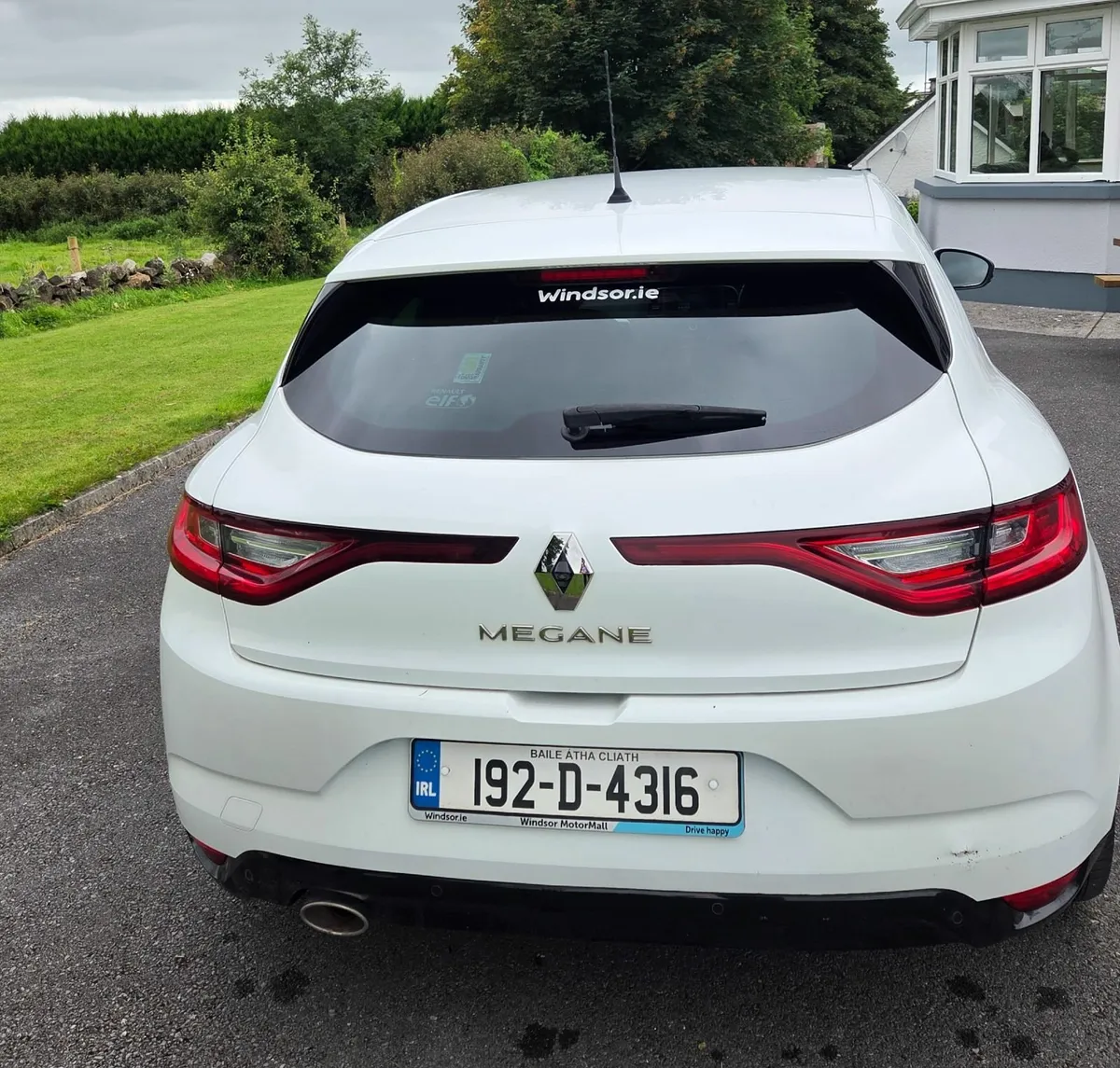 Renault Megane Iconic TCE 140 GPF My18 - Image 2