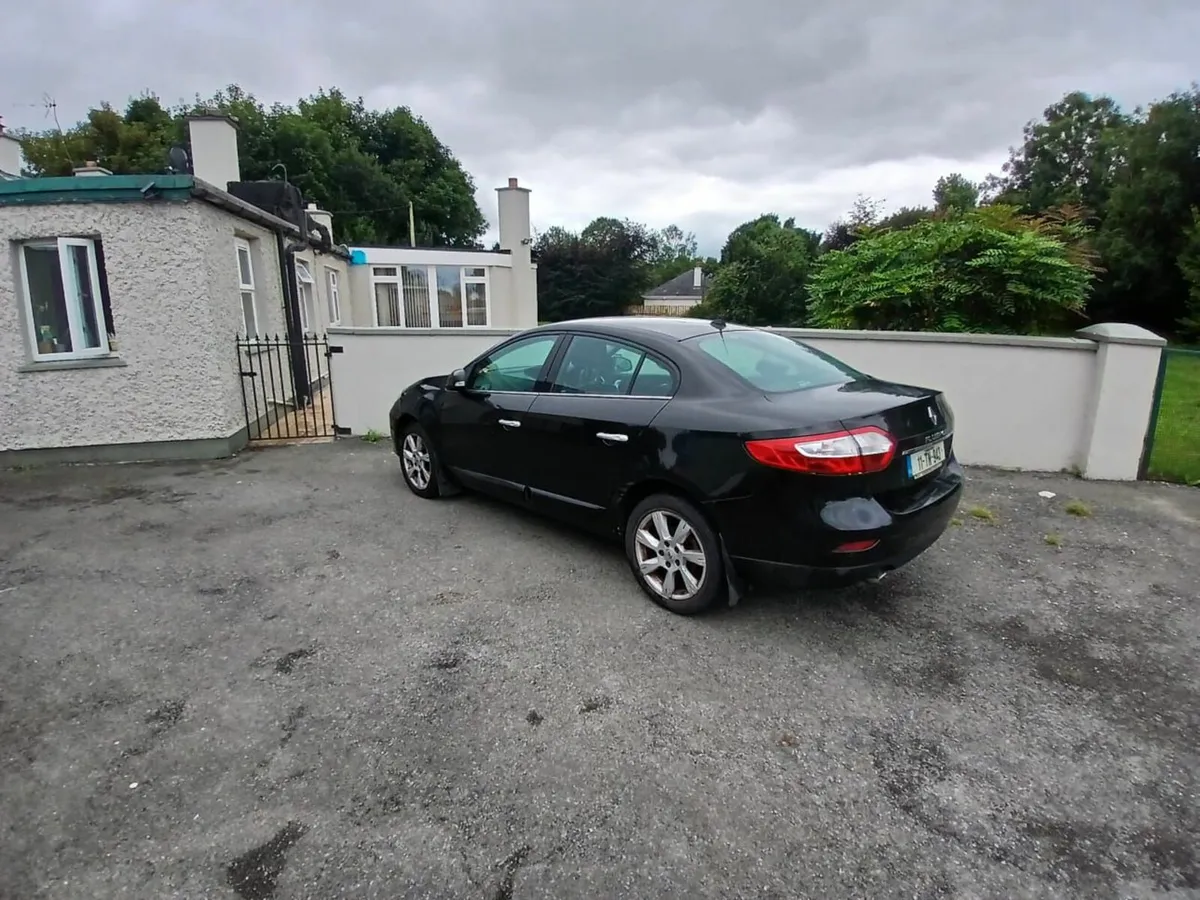 Renault Fluence 2011 - Image 3