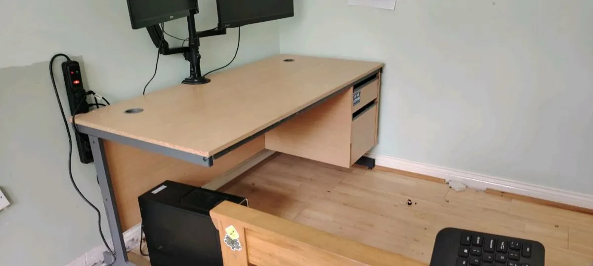 Desk - Image 1
