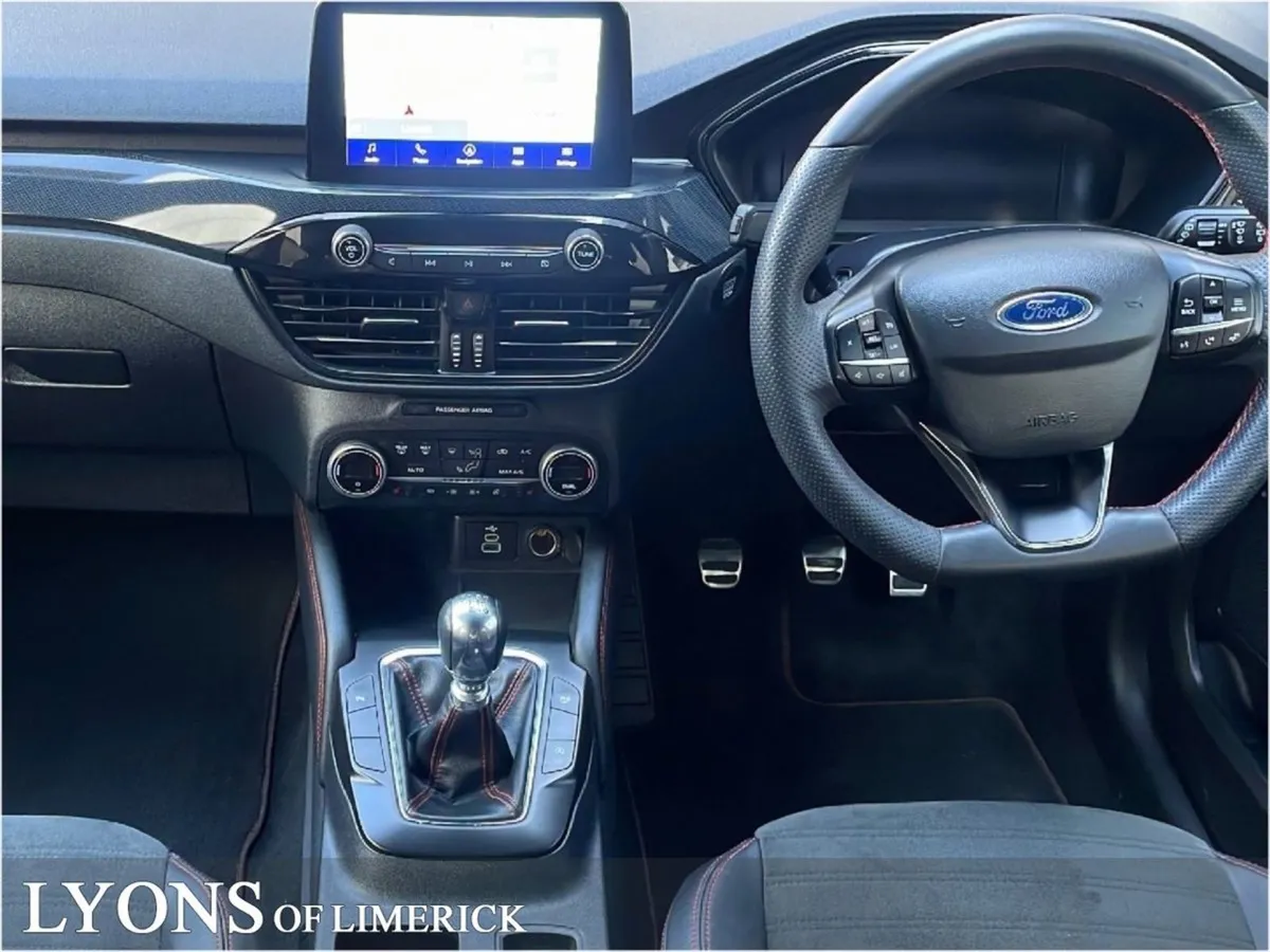 Ford Kuga 1.5 Ecoblue 120PS St-line X - Image 4