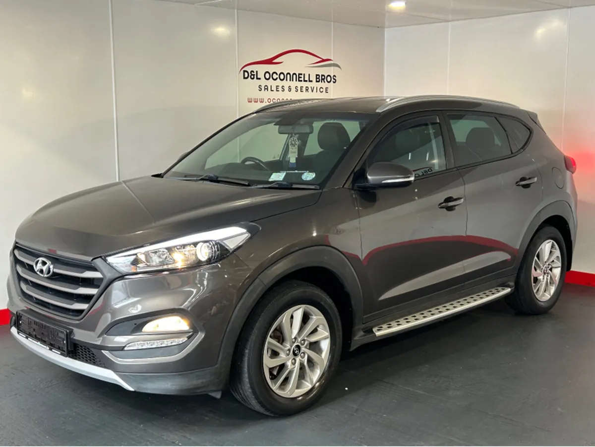 Hyundai Tucson TUCSON EXECUTIVE 1.7 5DR - Image 3